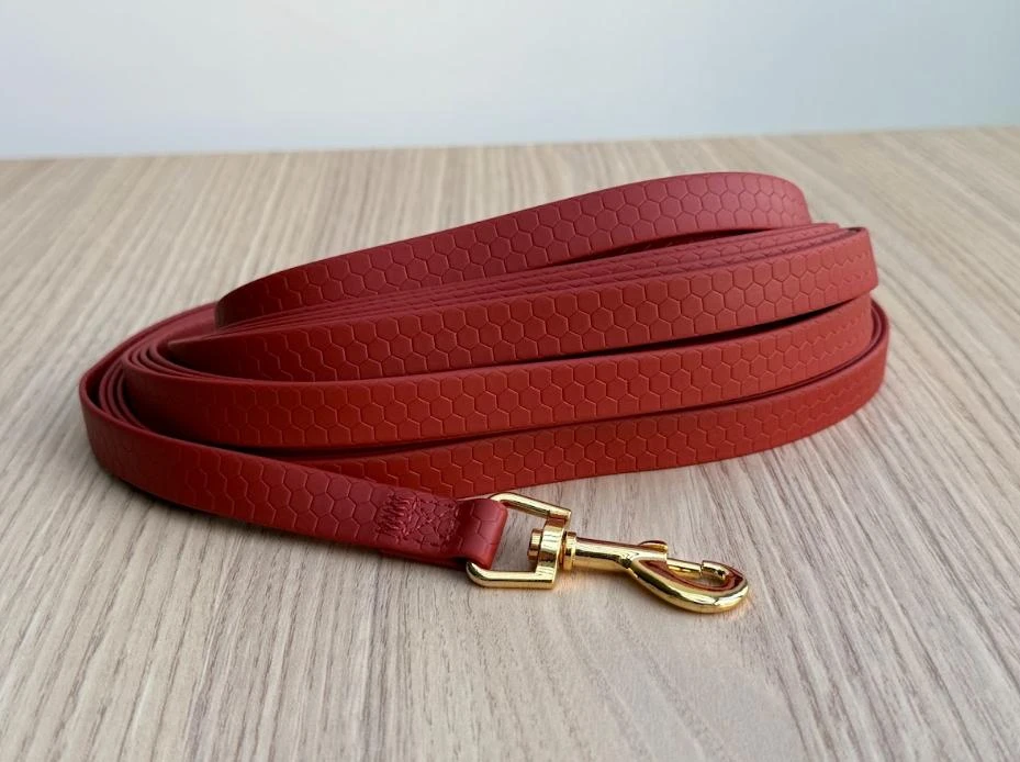 Grande longe 9 mètres pour chien, en biothane hexa [bordeaux]